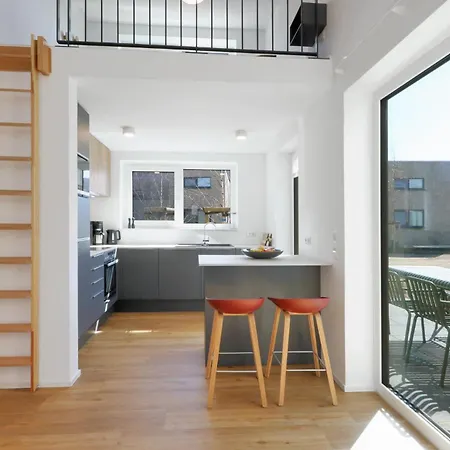 Stunning In Lembruch-duemmer With Kitchen 펜션